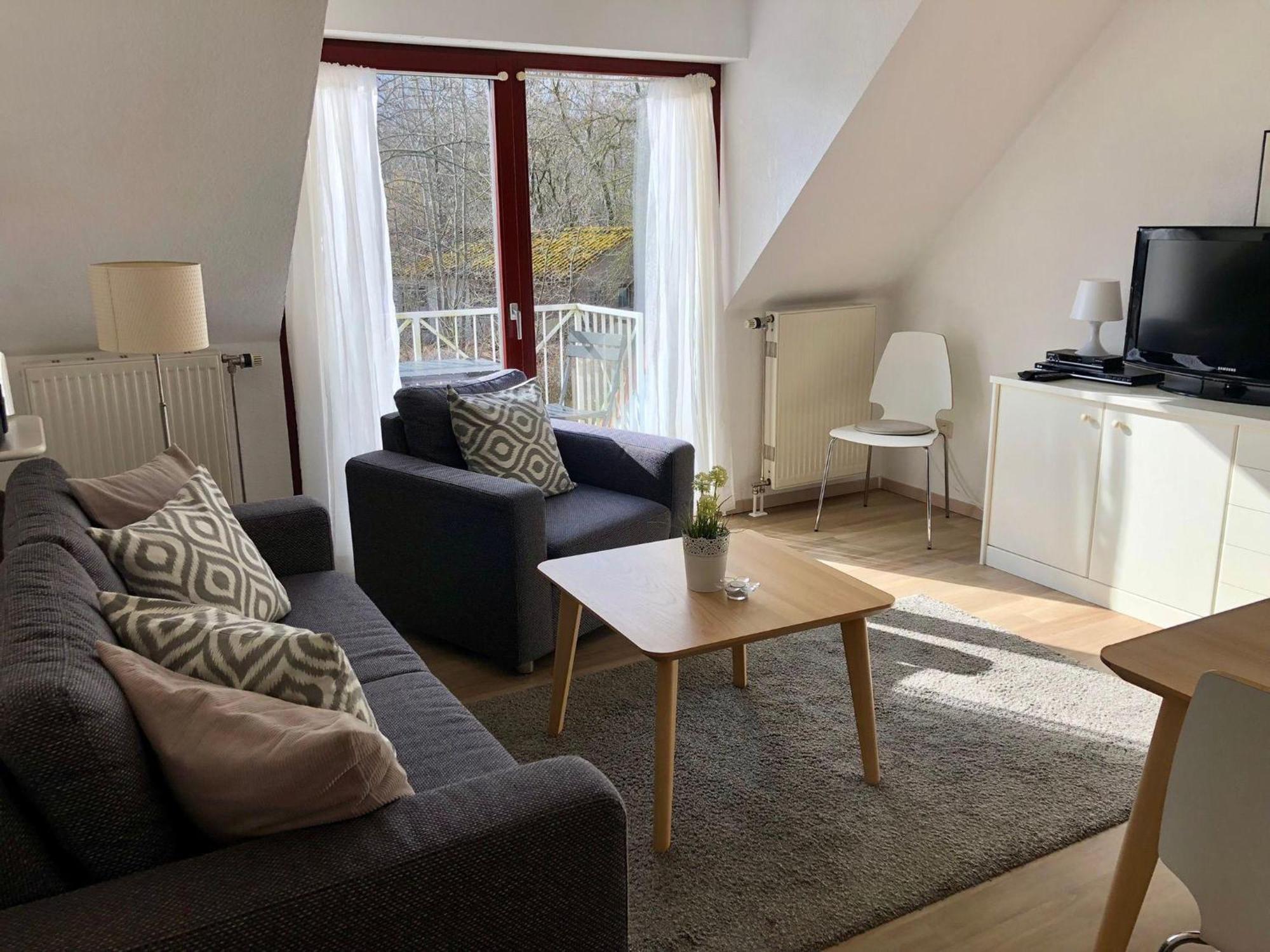 Ferienwohnung-Nils-Holgerson-Mit-Balkon-Zwischen-Strand-Wald-Wiese-Im-Suedosten-Der-Insel-Ruegen Gustow  Luaran gambar